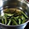 Truth about using curry leaves for hair growth 